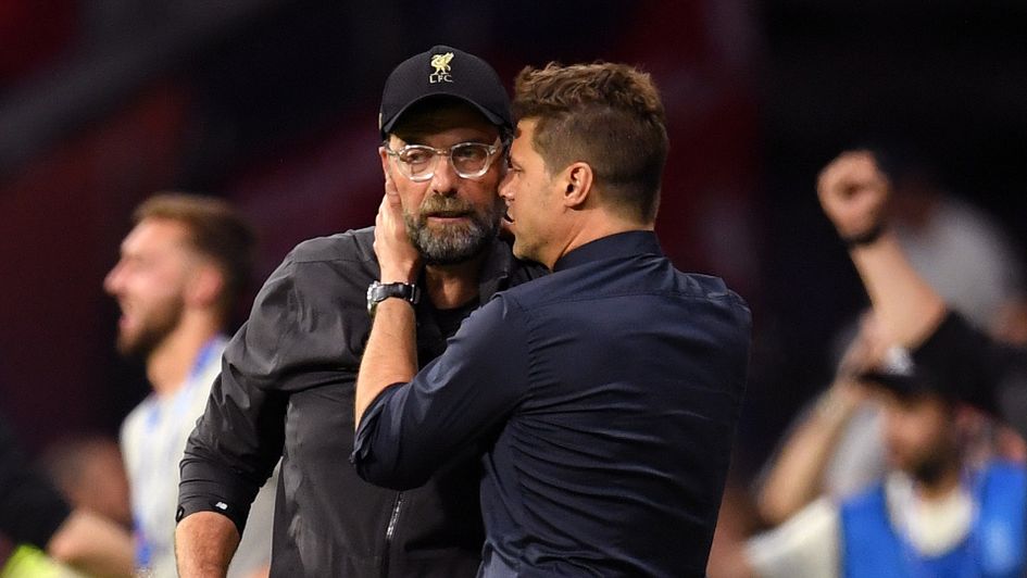 Mauricio Pochettino congratulates Jurgen Klopp