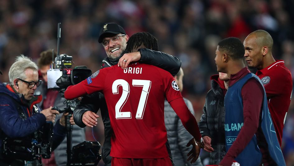 Jurgen Klopp celebrates with his players