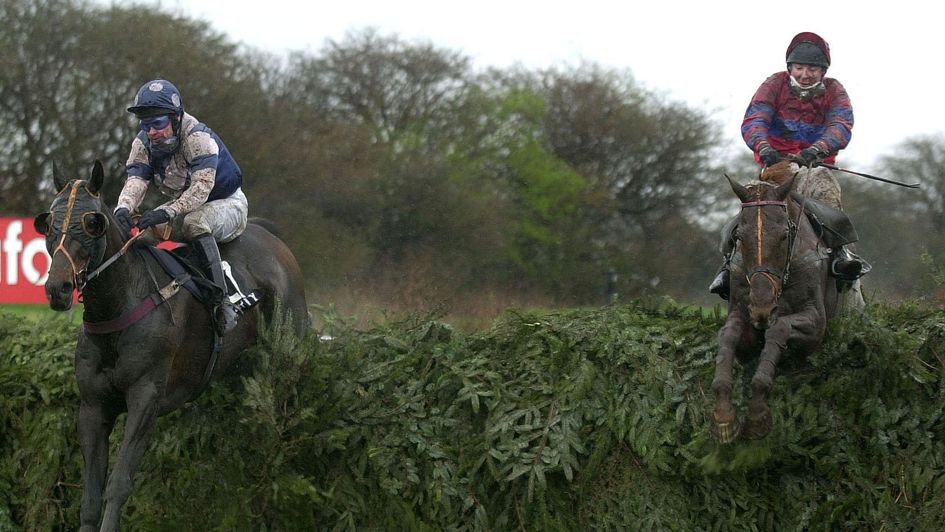 Smarty leads Red Marauder - but it wasn't going to finish this way